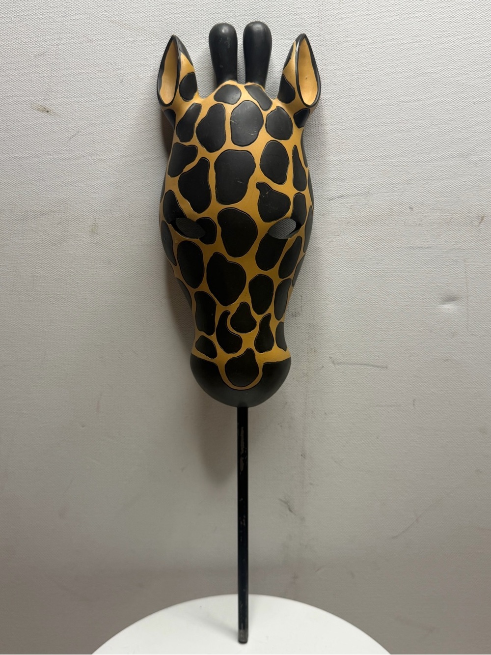 Handcrafted Giraffe Wall Art Mask – Black & Tan